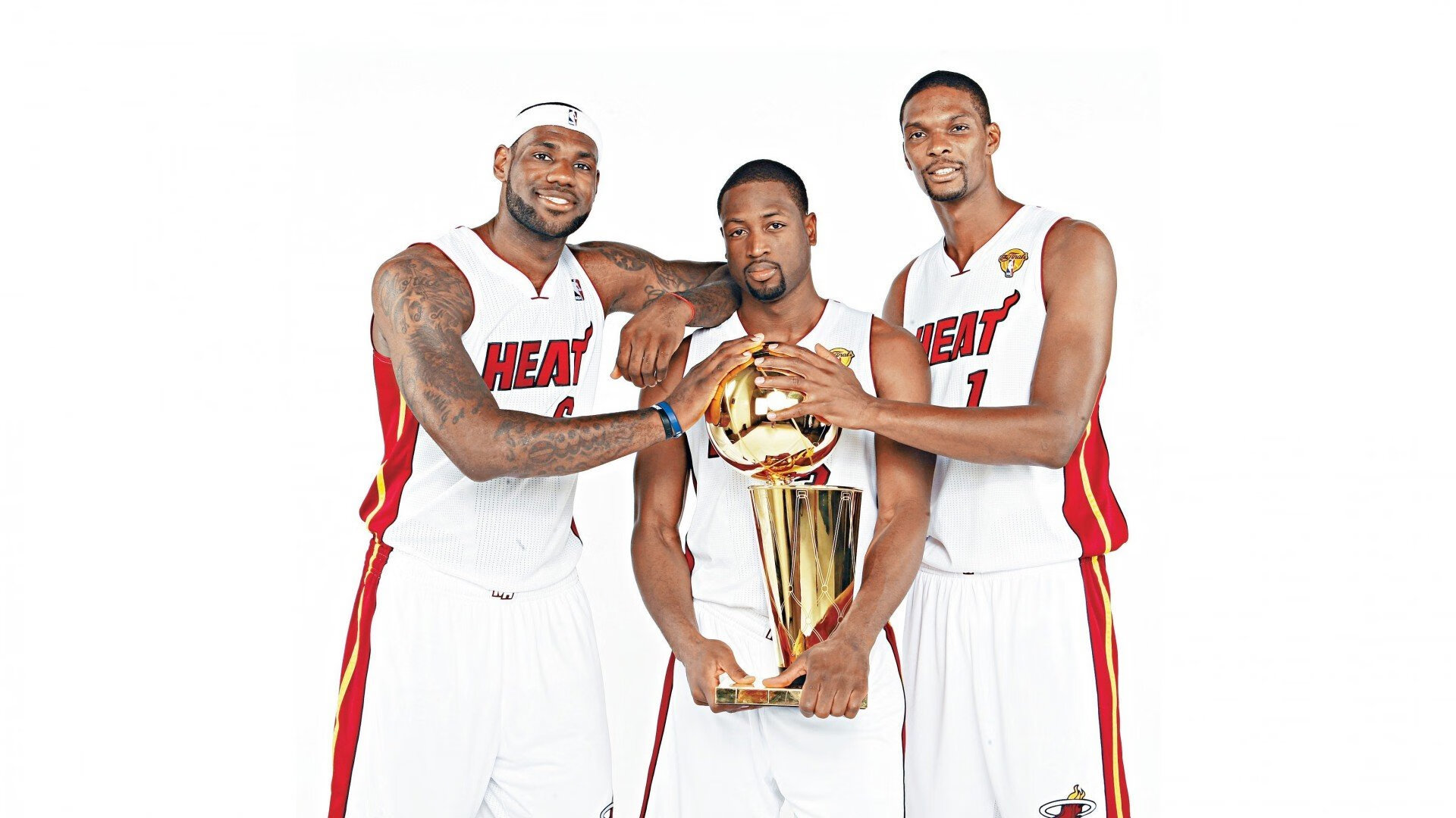 世界杯2026-辽宁队踏平雄鹿，德罗赞全程高能输出，当东方铁骑遇上北美雄鹿