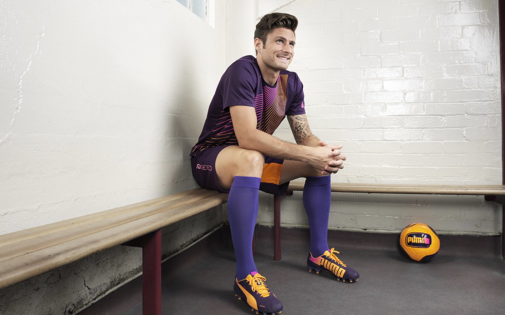 辽宁队踏平雄鹿，德罗赞全程高能输出，当东方铁骑遇上北美雄鹿